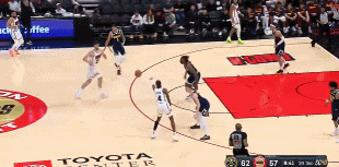 球风华丽?申京丝滑转身假上篮真妙传 阿门暗度陈仓切入扣篮