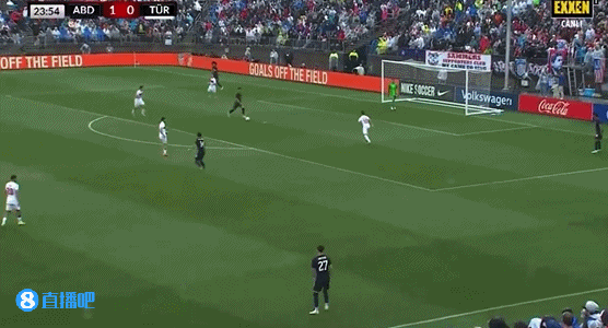 本泽马点赞！居勒尔对阵美国上演离奇进球，对手传球直接被他挡进