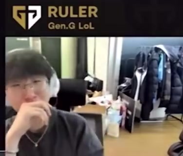 突然的兴奋！Ruler：TES要输了 明天进赫六周年啊 69怎么玩剑姬