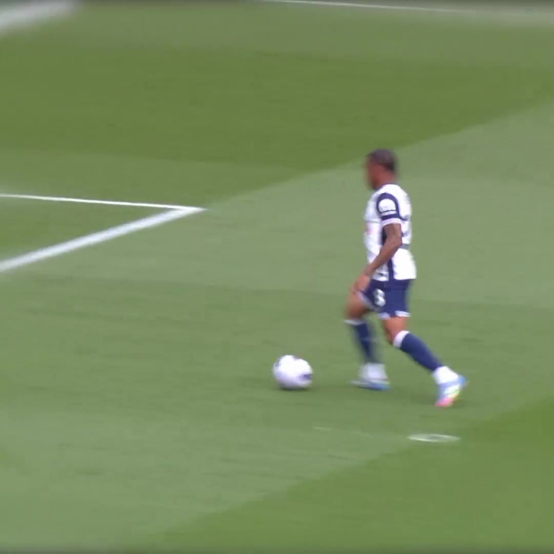 转会费3500万欧+500万欧！官方：拜仁20岁前锋特尔转会加盟热刺